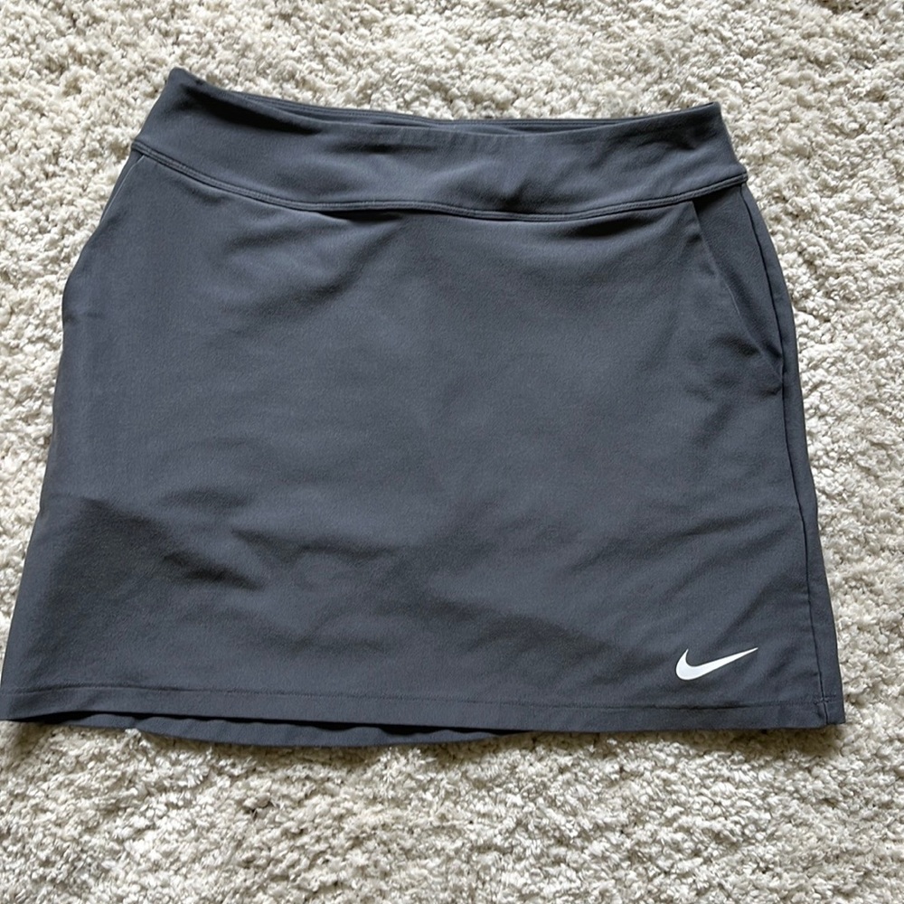 Nike grey golf skirt